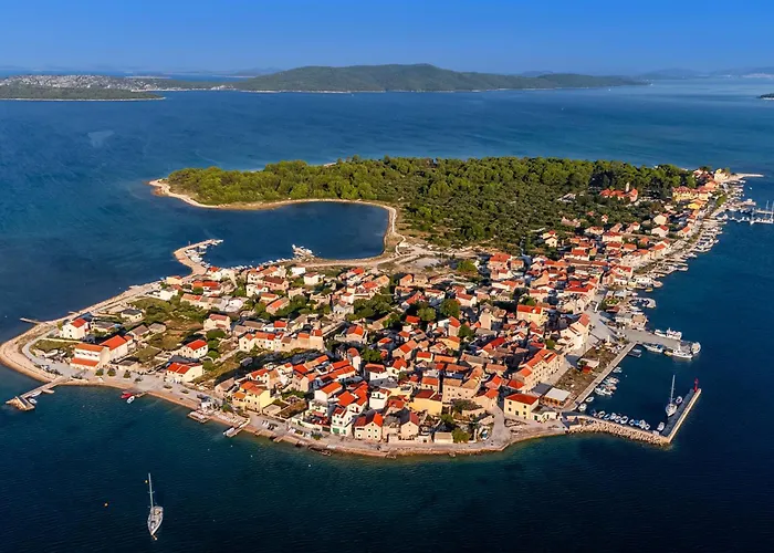 In - Sibenik Riviera 35599 アパート *